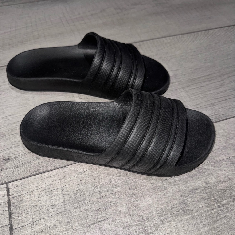 Black slides